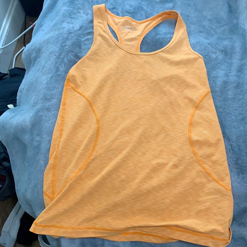 Zella tank